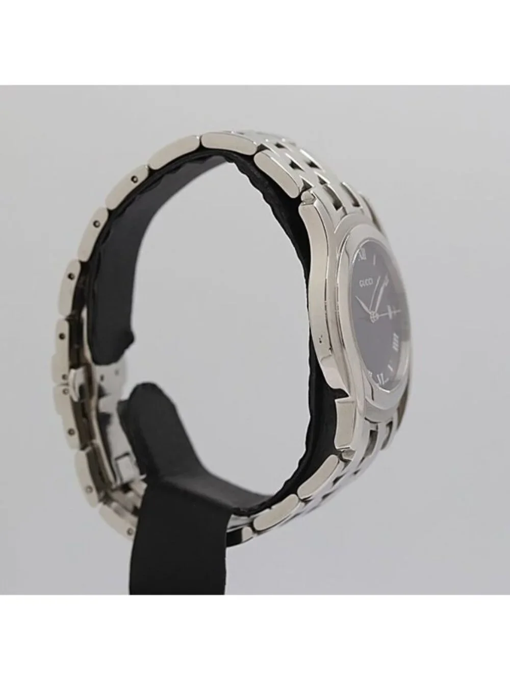 Gucci Class Quartz Black Dial Watch - Picture 2 of 5